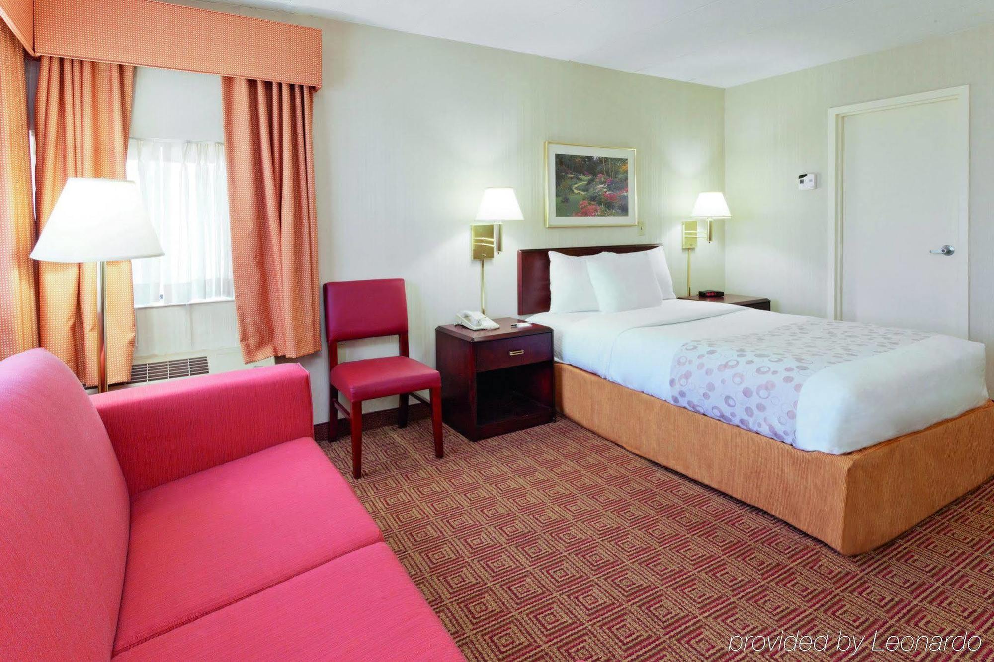 La Quinta By Wyndham Warwick Providence Airport Hotel Екстериор снимка